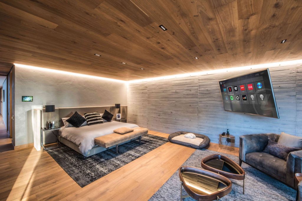 Fachada de casa inteligente com automação Smart Home